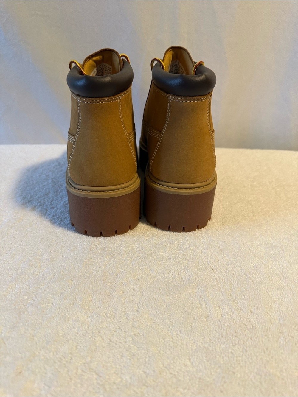 Timberland Nellie Chukka Waterproof Wheat Nubuck Boots Womens 8 New NWOB - Picture 3 of 7